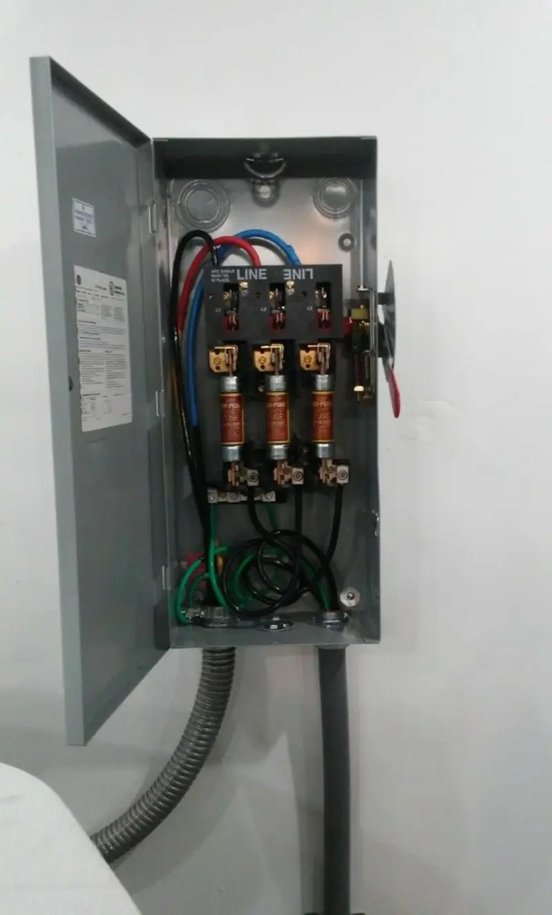 Three-phase disconnect switch installed for Electrical Wiring & Rewiring in Ukiah